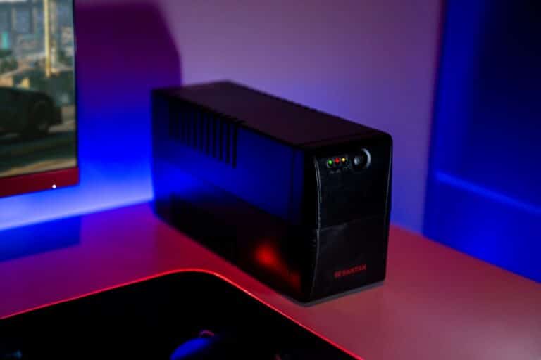 santak-ups-gaming-pc-workstation-robust-r650-5